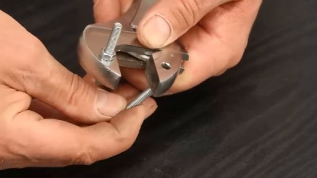 Креативное использование гаечных ключей смотреть онлайн