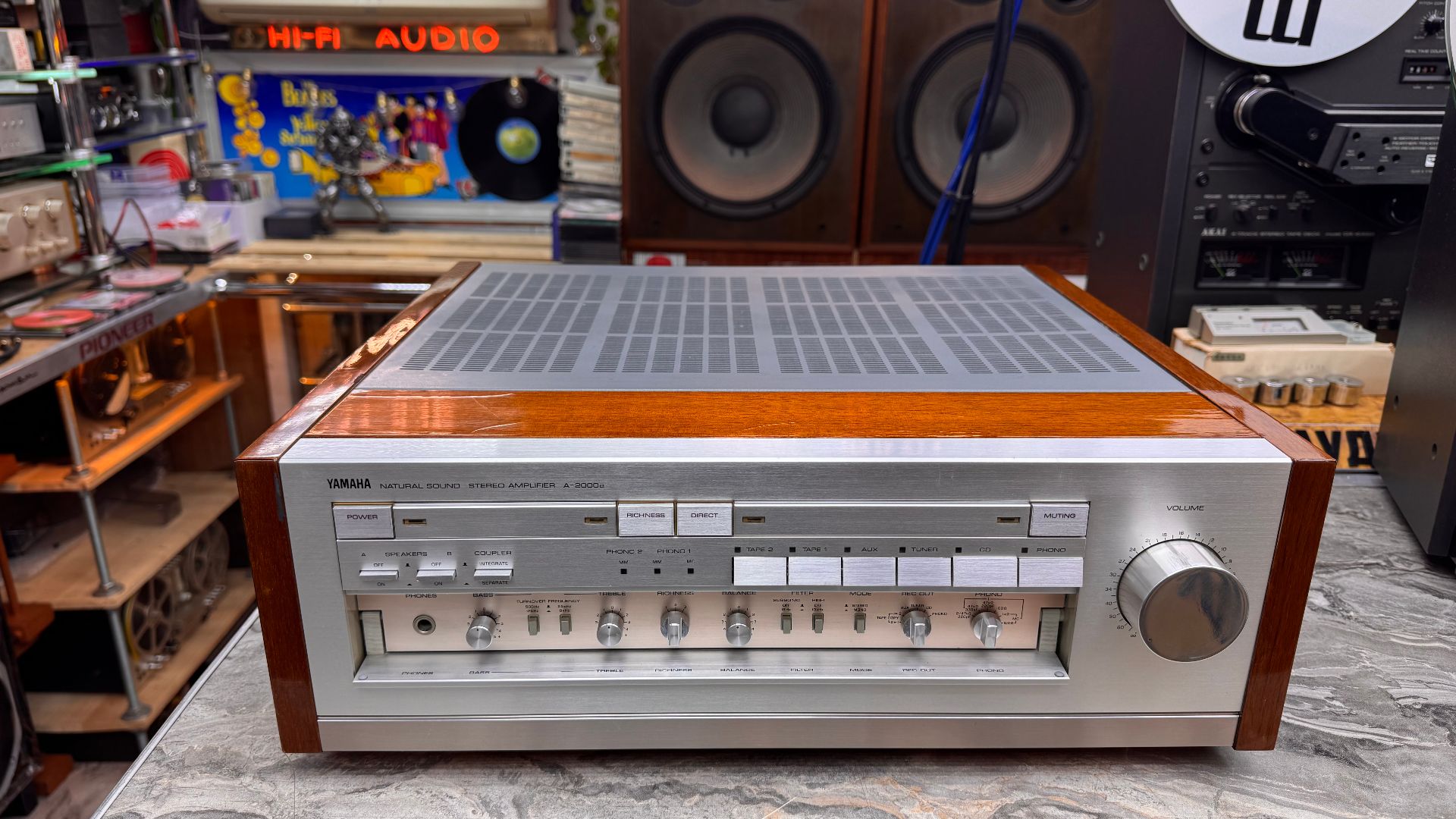 YAMAHA A-2000a смотреть онлайн