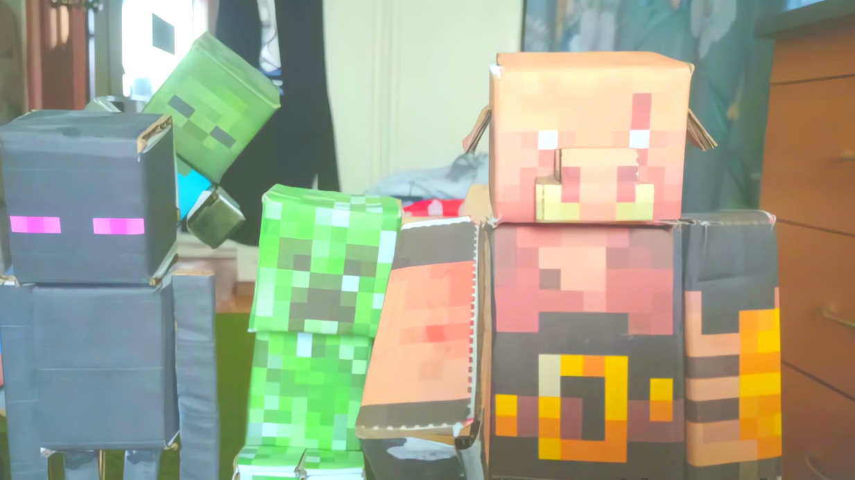 бумажный Майнкрафт 2 сезон 31 серия кто там?