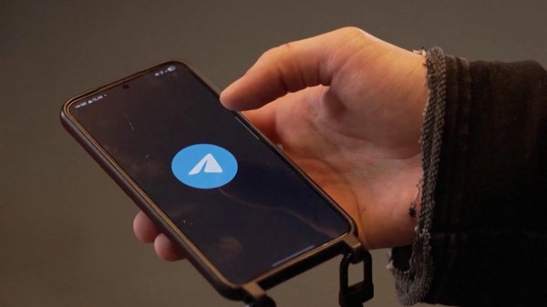 ВСУ и спецслужбы Украины имеют возможность получать информацию из Telegram, заявили в ФСБ