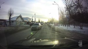 Дебил на дороге.