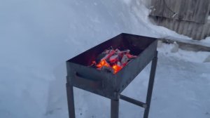 С праздником с 23-м февраля готовим шашлык и топим баню