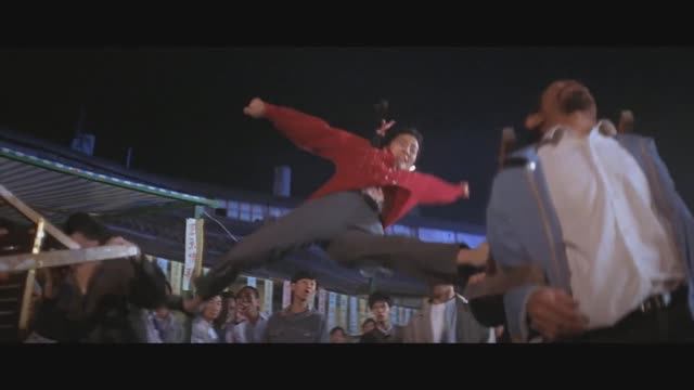 Полицейская история 3: Суперполицейский: Драка в забегаловке