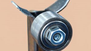 Универсальный роликовый гибочный станок из ступицы.