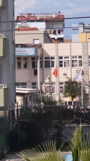 Как заканчивается в пятницу школа в Турции