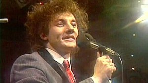 "Почему, по мнению фанатов, СЕКРЕТ воспитывает прекрасное поколение?