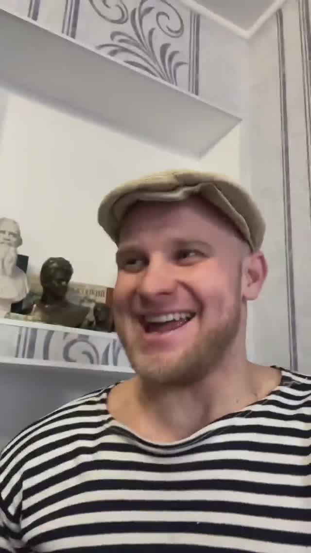 🔥😂 ПОДАРОК на 8 Марта (смешное видео, юмор, приколы, поржать, мемы, ржака 2026) смотреть онлайн