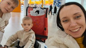 Покупки для детей. Потолок заплакал. Заваливает снегом.