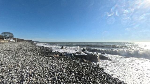 Пролёт над пляжем смотреть онлайн