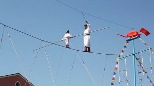 Канатоходцы