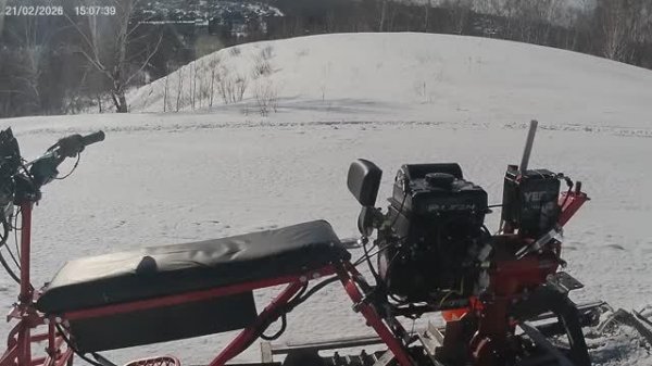 Снегоход из мотоблока. Крутая горка.