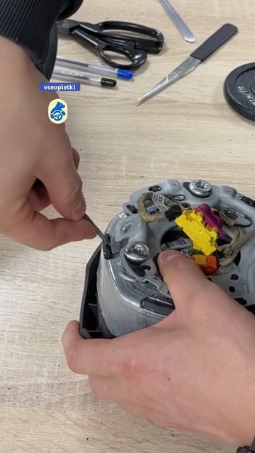 Разбор подушки безопасности Audi A3.