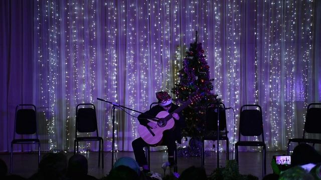 Концертная программа народного отделения «СПУСТИЛАСЬ МУЗЫКА С НЕБЕС» (18 декабря 2025 года)