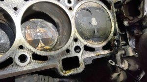 Стук в поршневой.