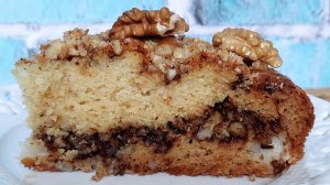 Пирог бисквитный ореховый с яблоками. Прекрасное сочетание яблок и орехов.