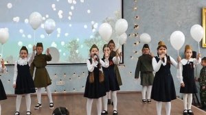 "Белые шарики"