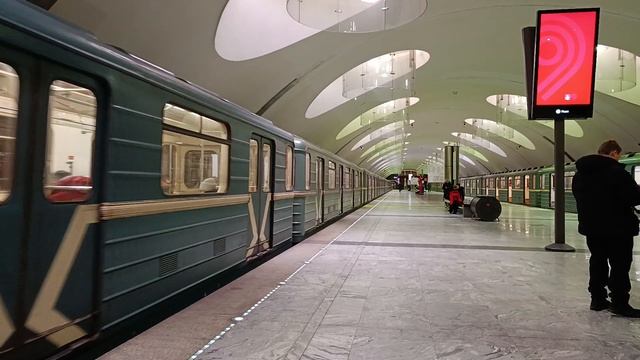 КАТАЕМСЯ ПО ЛДЛ С Andrey Travel Transport,RigaFromMoskow,Moscow_metro_bus,Denis pro metro!🚇 смотреть онлайн