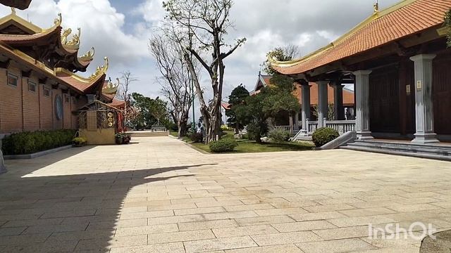 Золотая пагода в Нячанге. Новый Храмовый комплекс! смотреть онлайн