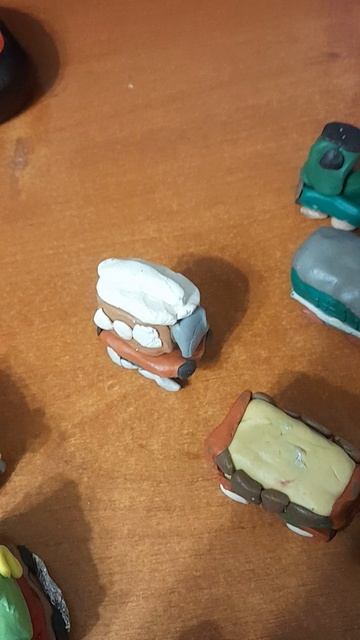 Моя коллекция поездов из пластилина 2025