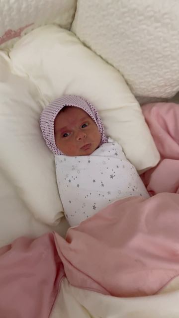 Патя в кроватке смотреть онлайн