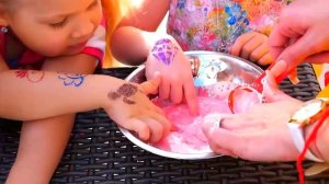 Children play fun with Princesses / Entertainment for kids and Funny Playtime