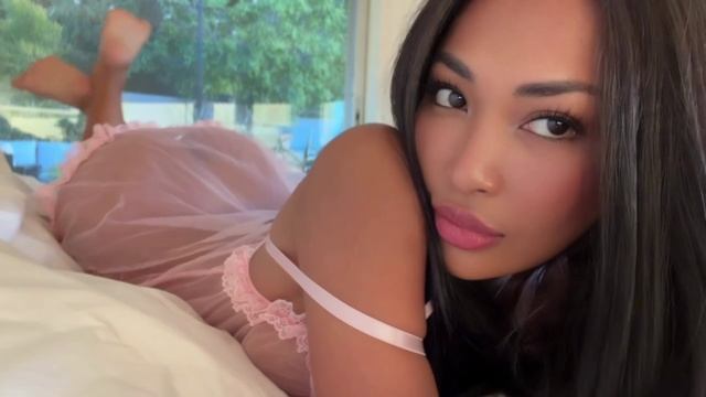 Красотка.mp4 смотреть онлайн