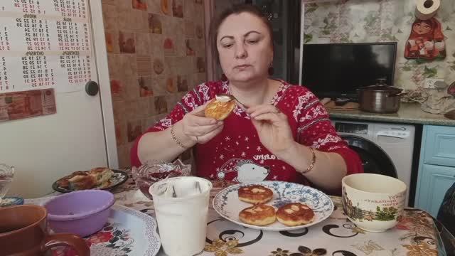 НУЖНАЯ НАХОДКА С ВАЙЛДБЕРРИЗ, ГОТОВЛЮ СЫРНИКИ, ЖИЗНЬ В СЕЛЕ смотреть онлайн