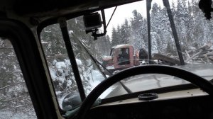 Рейс на УРАЛЕ ЛЕСОВОЗЕ. Целый день, с утра до вечера. 13-е число...