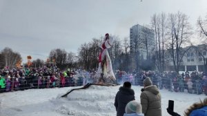 Сжигание чучела Масленицы в Краснообске