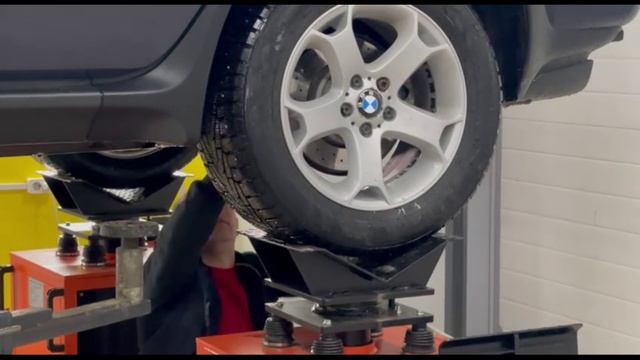 Вибростенд в техцентре АвтоБыстро - профессиональный стенд для диагностики ходовой части