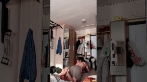 просто отжимаюсь