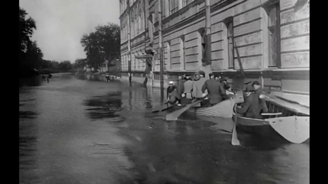 И будет день, и Петроград погибнет...