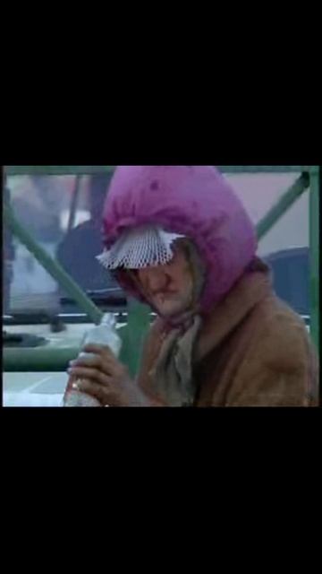 Злобная старушка. Злобный юмор.