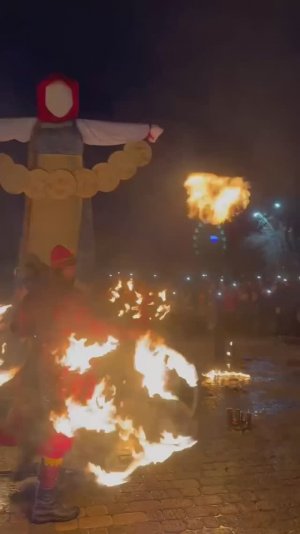 Как празднуют масленицу на Юге России. Парк Лога.