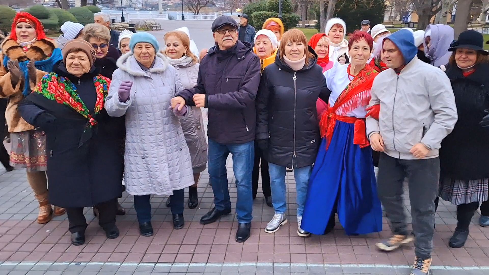 22.02.26 - Танцы на Приморском бульваре - Севастополь - Прощание с Масленицей - Дуэт СеНат смотреть онлайн