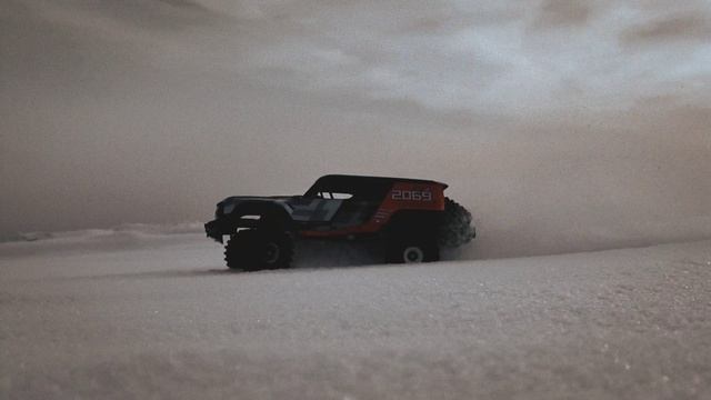 Снежная зимняя вечеринка по приколу покататься Hyper GO Ford Bronco R MJX H8P смотреть онлайн