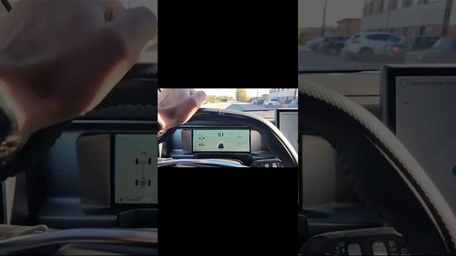 JETOUR так же сейчас популярен автомобиль в России,покупает это чудо в кредит,и вот что с ним происх смотреть онлайн