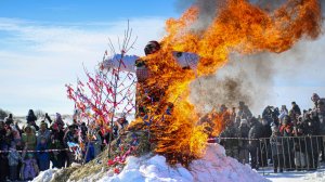 🔥 Сжигание чучела на Масленицу в Яблоново (Короча, БЕЛГОРОД)