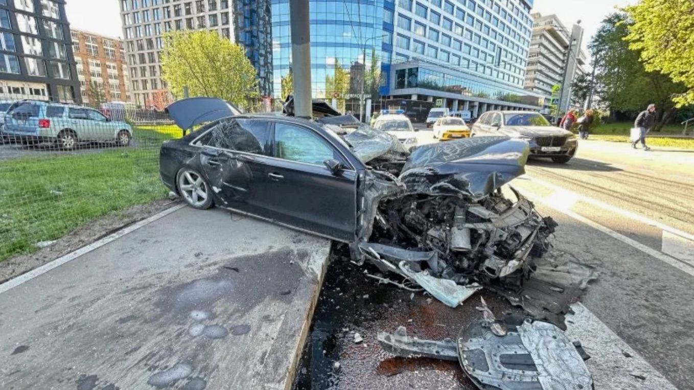 Аварии и ДТП НА ДОРОГАХ — не уступил и получил подборка на видео регистратор смотреть онлайн