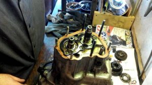 Ремонт коробки переключения передач Таврия (Ч,1 Разборка )
