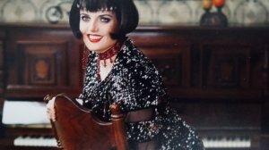 "Старый рояль" поет Мария Зуева