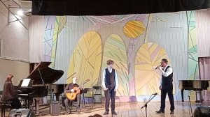 Ярослав и Артём Буслович. Музыка В. Соловьёва-Седого, «Где же вы теперь, друзья-однополчане?»