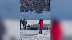 В соцсетях появилось новое видео жуткой трагедии на Байкале.