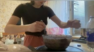 Доченька Света маринует шашлык себе на День рождения 🎉10.02.26