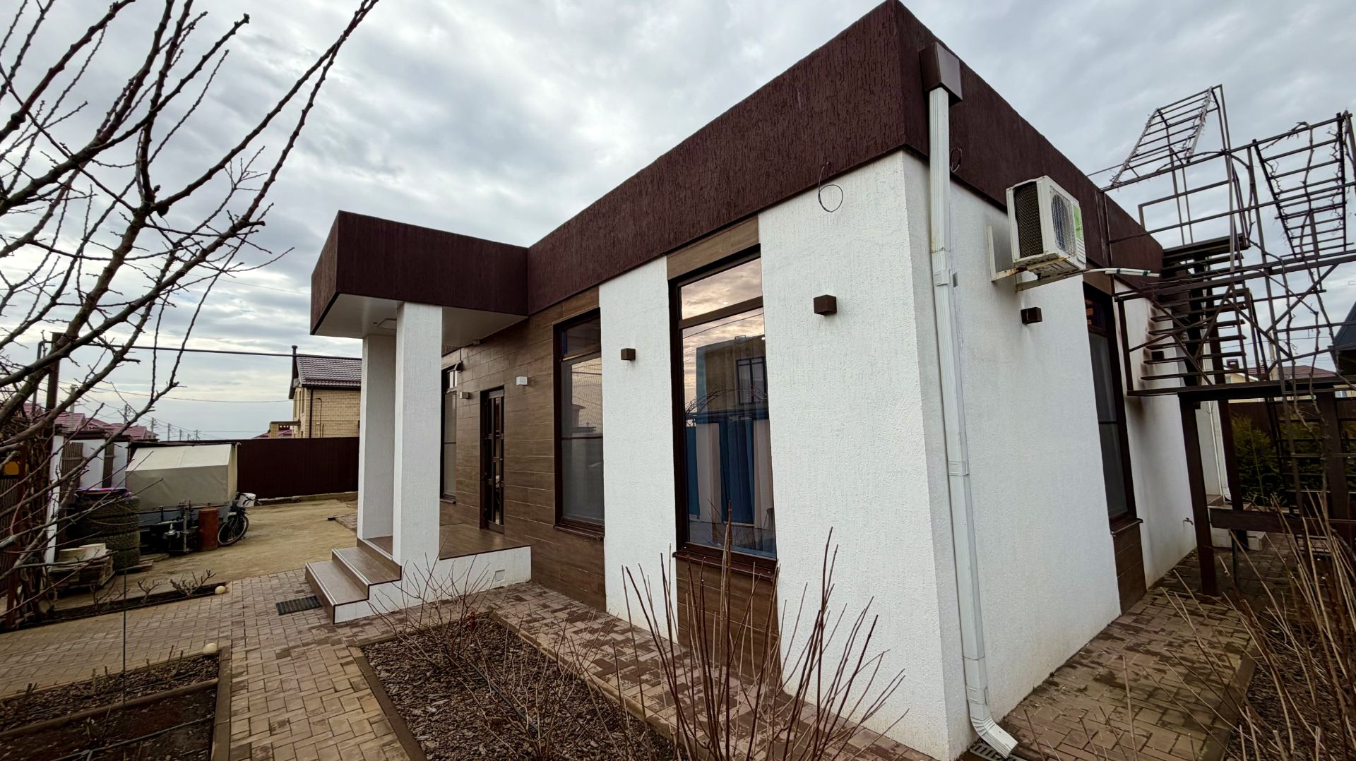 Всё остаётся!! Дом с ремонтом и техникой под Краснодаром! смотреть онлайн