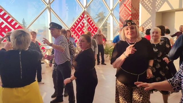 21 февраля.Луи... смотреть онлайн