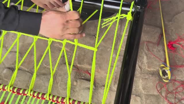 Красочные верёвки из нейлона. Пакистан.