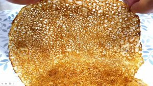 Тонкие ажурные блинчики на молоке с кипятком. Очень красивые и вкусные блины.  Блины с дырочками.