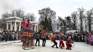 Сжигание чучела Масленицы в Орле