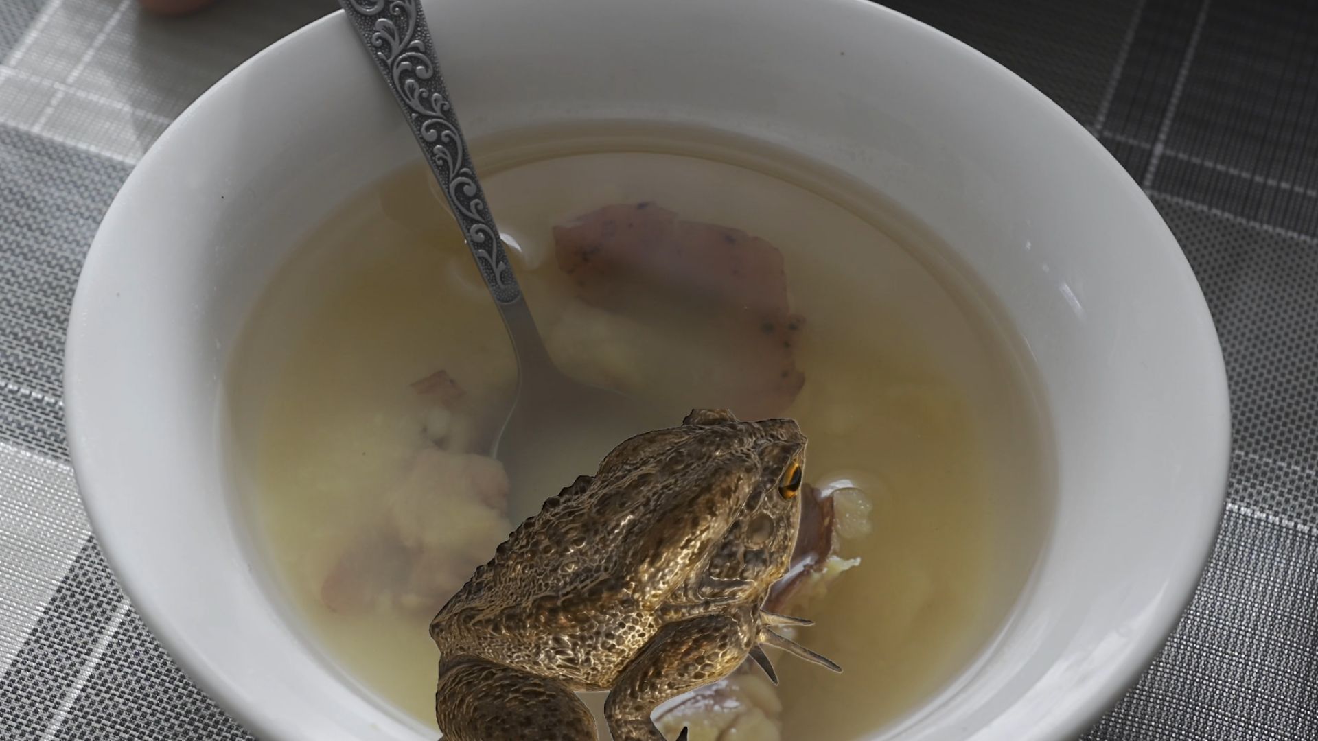 В гостях смотреть онлайн